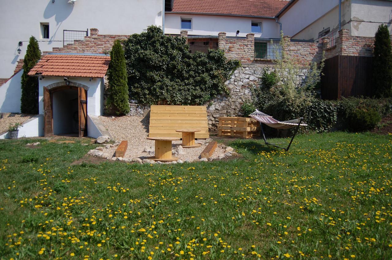 Slavia Penzion Mikulov Dış mekan fotoğraf